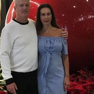 Meet your Posher, Gina